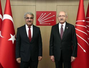 Main opposition CHP leader meets HDP delegation