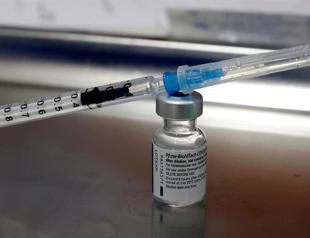 WHO calls for bigger vaccine rollout as US nears ’breaking point’
