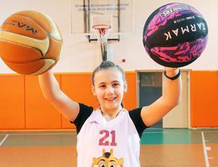 Turkish girl equalizes her basketball record