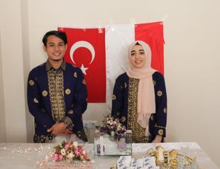 Indonesian, Turkish couple gets engaged online