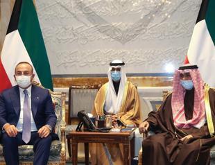 Turkey’s foreign minister meets Kuwait ruler