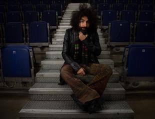 In Spain, virtuoso violinist pays tribute to war-torn Lebanon childhood