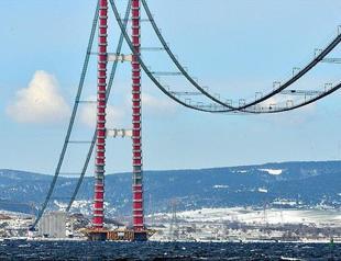 Construction of Çanakkale Bridge gains momentum