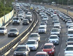 Fear of public transit among people leads to high traffic congestion in Istanbul