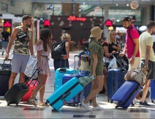 Bookings soar as Britons hope for travel restart