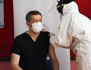 Turkey begins vaccinating teachers ahead of face-to-face education