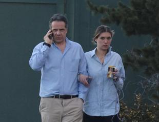 Top Dems call on Cuomo to resign amid harassment allegations