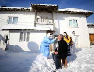 Eyes on cabinet meeting as virus cases keep rising