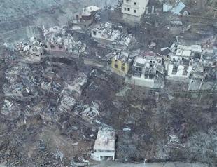 Fire ravages village in northeastern province