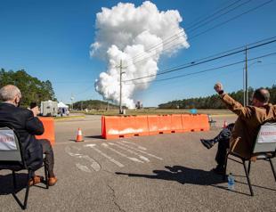 Successful test for NASA’s giant Moon rocket
