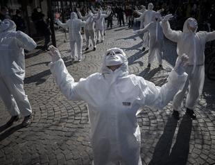 Thousands protest Europe virus curbs as surges prompt fresh restrictions