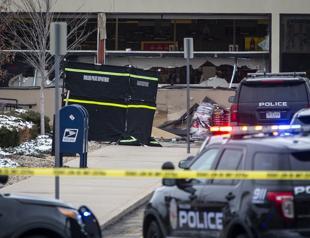 Colorado supermarket shooter kills 10, including police officer
