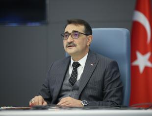 Turkey’s solar power generation soars 50 pct: Energy minister