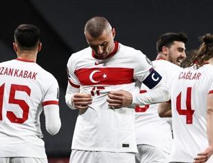 Burak Yılmaz nets hat trick as Turkey beats Netherlands