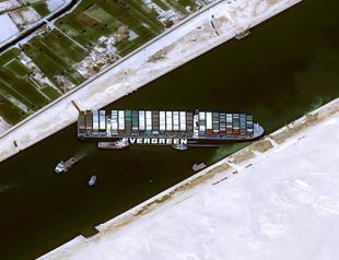 Turkey offers help to resolve Suez Canal blockage