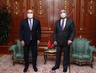 Turkish, Afghan foreign ministers talk over phone