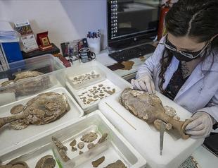 Team working in labs to restore Turkey’s historical artifacts