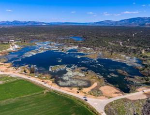 Turkey’s Haydarlar Lake enthralls visitors with its beauty