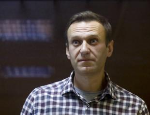 Navalny’s doctor: Putin critic ’could die at any moment’