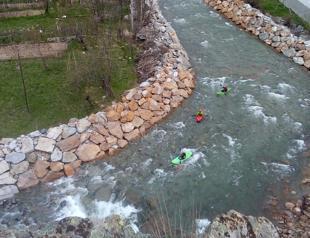 Turkey’s Barhal Stream lures rafting enthusiasts worldwide