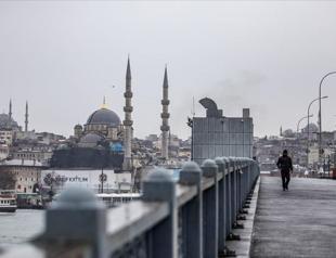 Three-day curfew across Turkey becomes effective