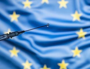 EU eyes letting fully vaccinated travelers into bloc