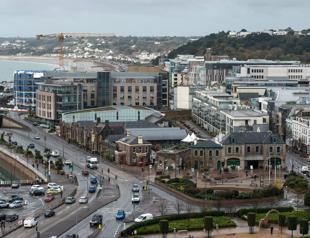 UK sends Navy ships to Jersey as French fishing row escalates