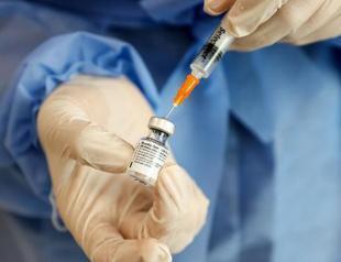 Turkey to start vaccinating spouses of health care staff