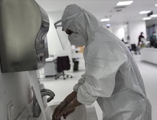 COVID-19 nurses treat patients mentally