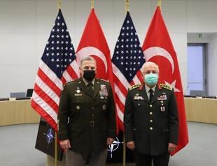 Turkish, US army chiefs meet at NATO meeting