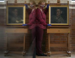 Stephen Hawking’s office and archive to be preserved in UK