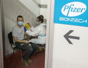 US buys half billion Pfizer COVID vaccine doses for poorest countries