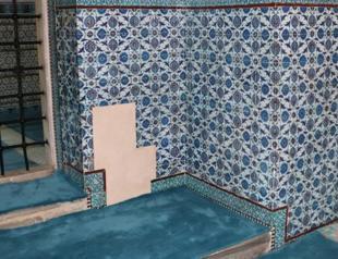 Stolen İznik tiles of mosque found in Netherlands