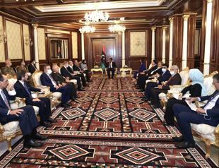 Haftar still posing threat to Libya: Turkish defense chief