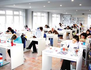 Foundation promotes İznik tiles worldwide