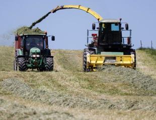 Swiss reject law to help country meet Paris carbon emissions goal