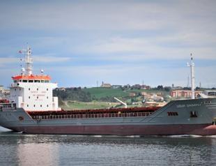 Turkish ship faces diplomatic crisis, mutiny over rescuing migrants