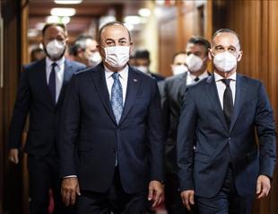 Turkish foreign minister meets German counterpart, Libyan premier