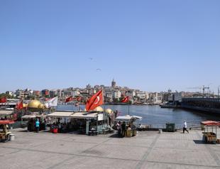 Turks spend Sunday under lockdown for last time