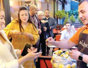 Turks in London organize ‘meyhane’ nights as part of Nevizade UK