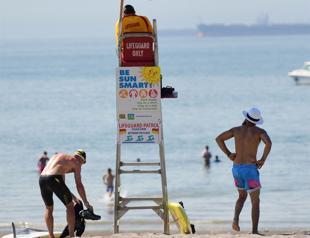 Scores dead as record-breaking heat wave grips Canada, US