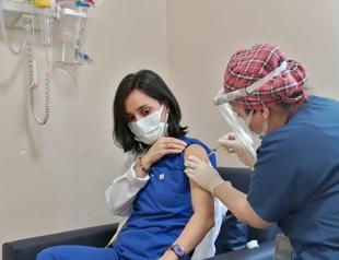 Turkey starts giving third dose of COVID-19 vaccine