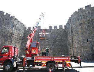 Medieval mountain gate installed