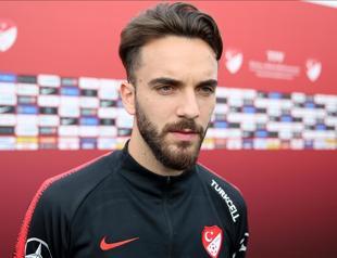 Beşiktaş sign forward Kenan Karaman on free transfer