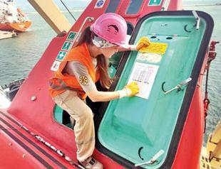 Turkish woman stands up to redefine sexist adjective in maritime industry