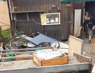 Turkish FM calls Austrian citizen who rescued Turkish neighbors