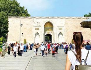 Istanbul enjoys strong tourist activity