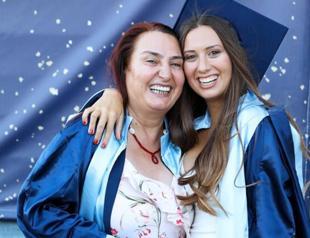 Mother, daughter graduate together from same university
