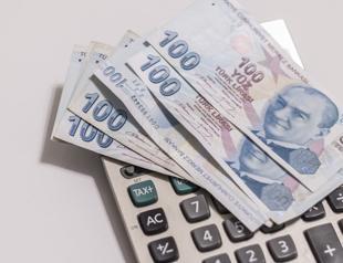 Current account deficit continues to narrow for 4th straight month