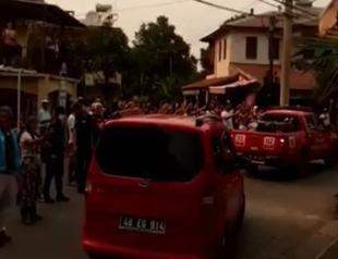 Locals thank firefighters after efforts extinguishing wildfires